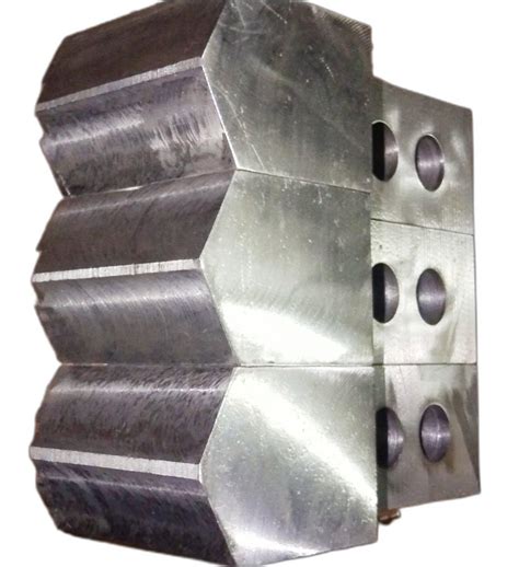 CNC Jaws Manufacturers & Suppliers in Faridabad 